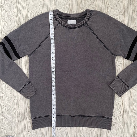 American Eagle Jegging Fit Crewneck Sweatshirt - Picture 2 of 7